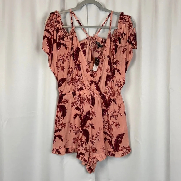 TopShop Semi Sheer Floral Surplice Romper - Picture 3 of 10
